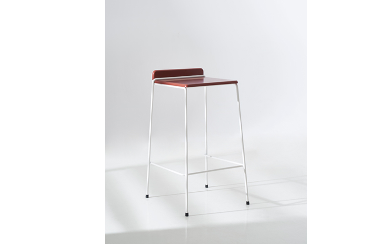 CONTOUR  STOOL